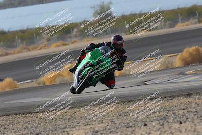 media/Dec-18-2022-SoCal Trackdays (Sun) [[8099a50955]]/Turn 14 (940am)/